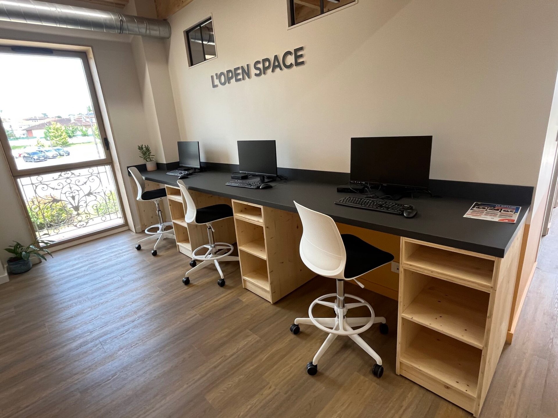 Open space bois aménagé par I Log You pour la Mairie de Quint-Fonsegrives