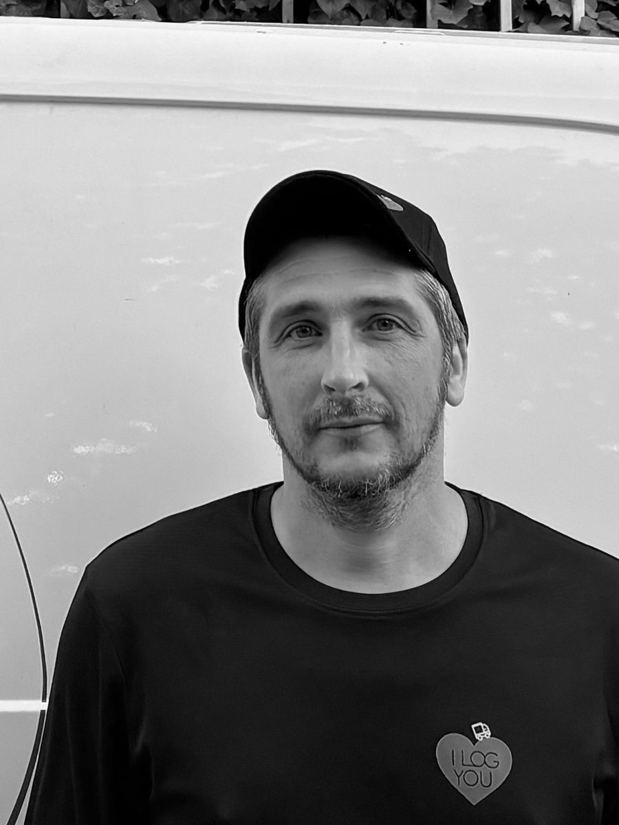 Portrait de Philippe, technicien I Log You